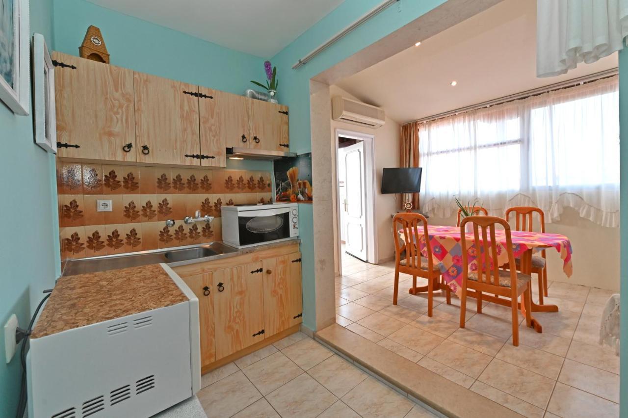 Dionisos Palms Apartments Paralia Dionisiou Extérieur photo