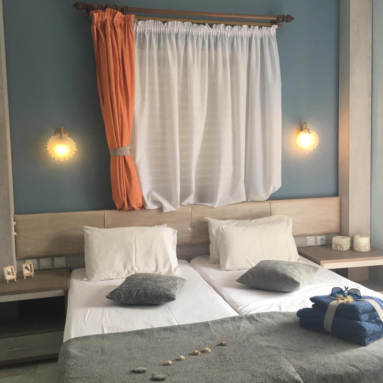 Dionisos Palms Apartments Paralia Dionisiou Extérieur photo
