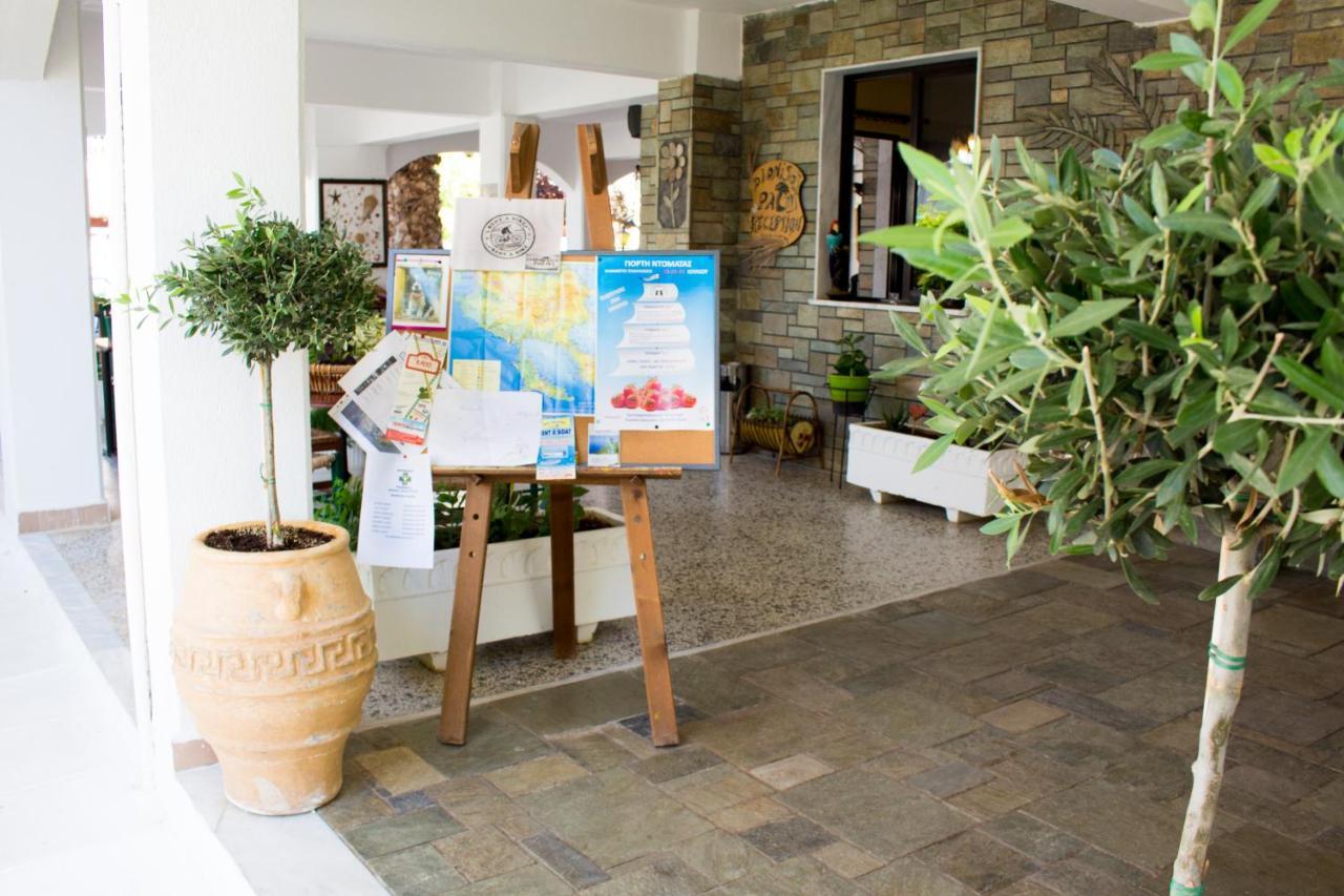Dionisos Palms Apartments Paralia Dionisiou Extérieur photo